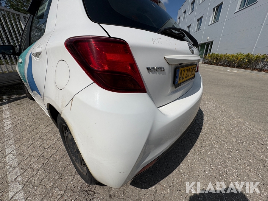 Varebil Toyota Yaris Van 1.4 D-4D