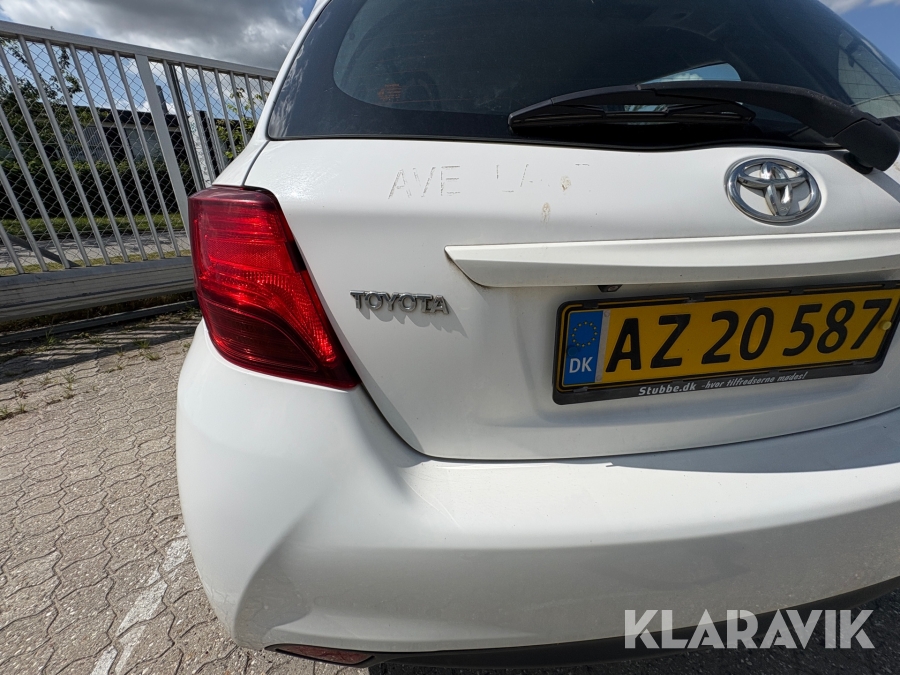 Varebil Toyota Yaris Van 1.4 D-4D