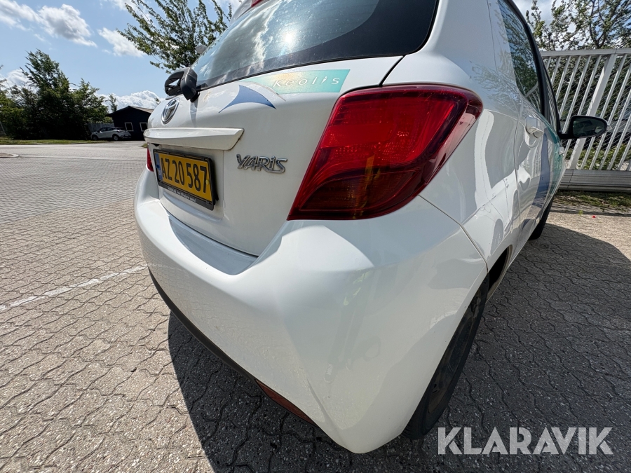 Varebil Toyota Yaris Van 1.4 D-4D