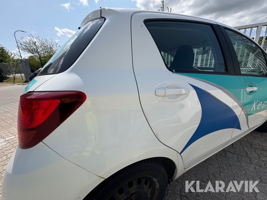 Varebil Toyota Yaris Van 1.4 D-4D
