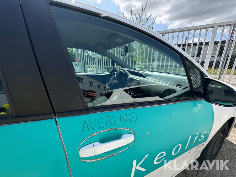 Varebil Toyota Yaris Van 1.4 D-4D