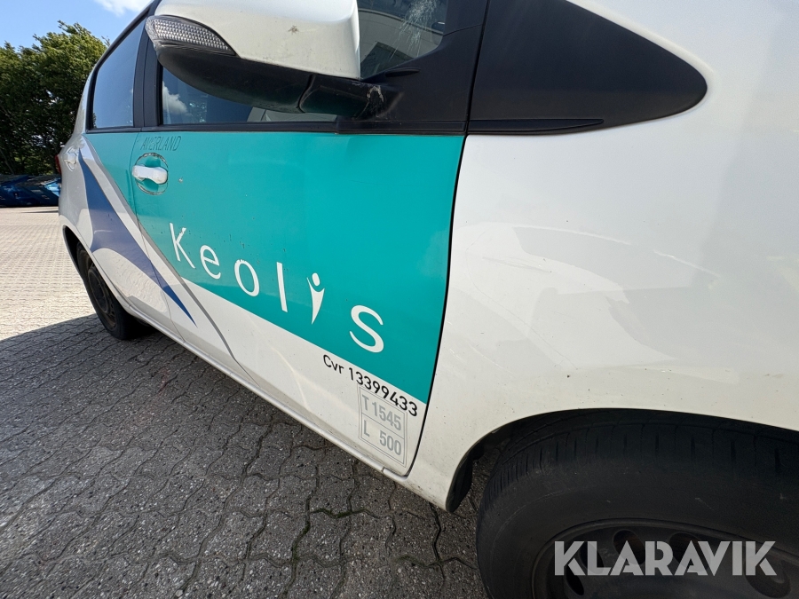 Varebil Toyota Yaris Van 1.4 D-4D