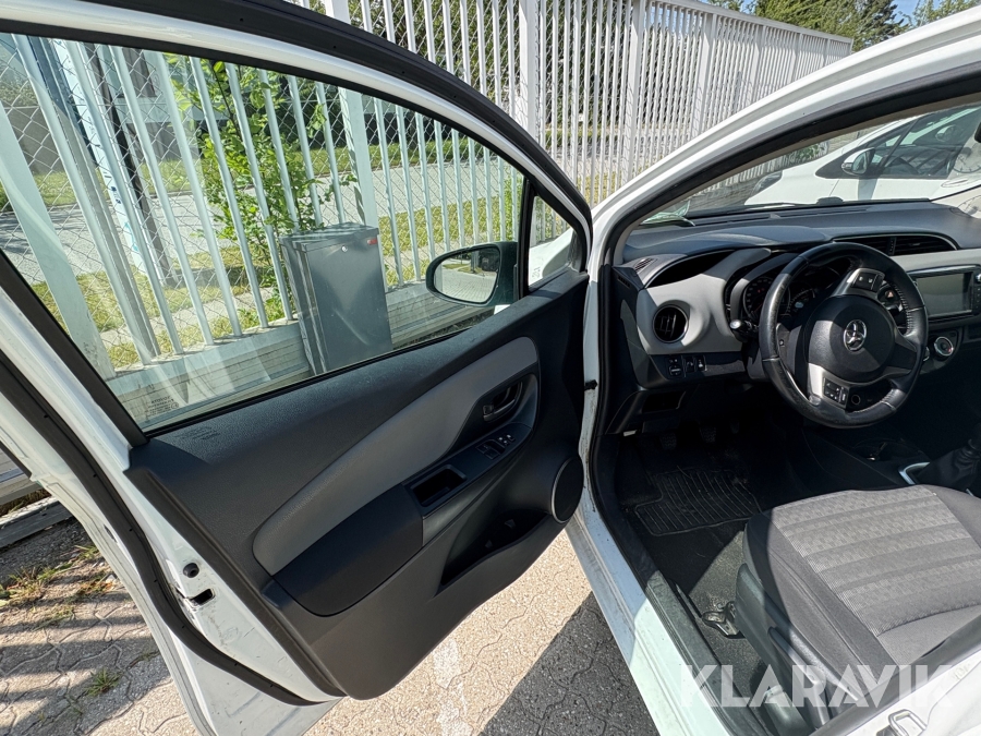 Varebil Toyota Yaris Van 1.4 D-4D