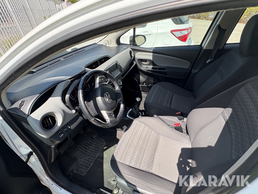Varebil Toyota Yaris Van 1.4 D-4D