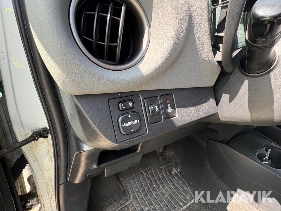 Varebil Toyota Yaris Van 1.4 D-4D