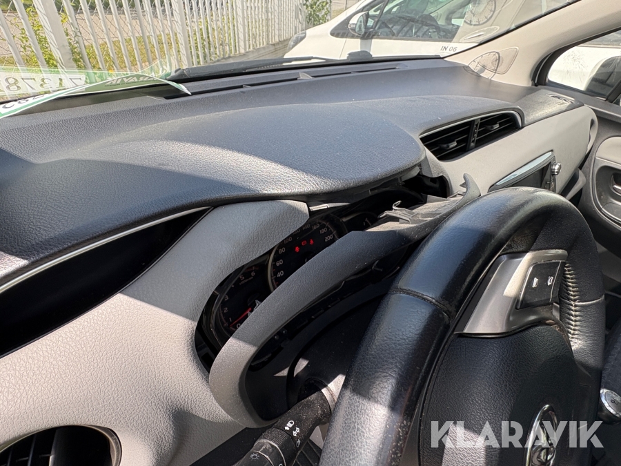 Varebil Toyota Yaris Van 1.4 D-4D