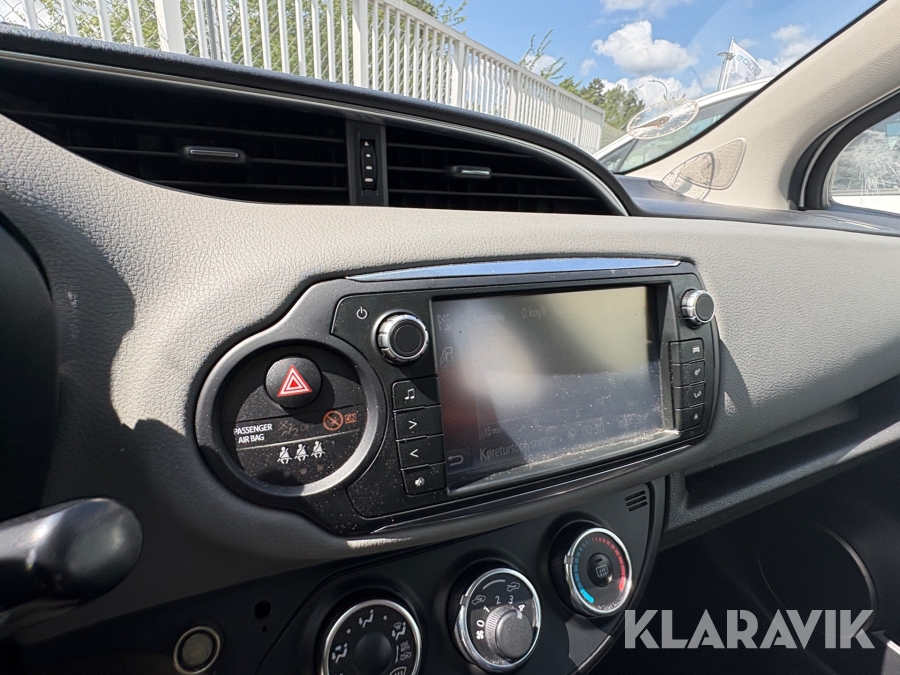 Varebil Toyota Yaris Van 1.4 D-4D