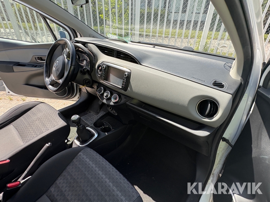 Varebil Toyota Yaris Van 1.4 D-4D