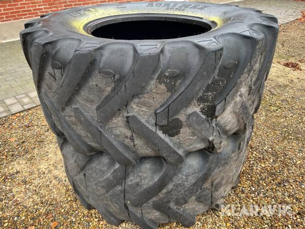 BKT Agrimax RT765 600/70R30