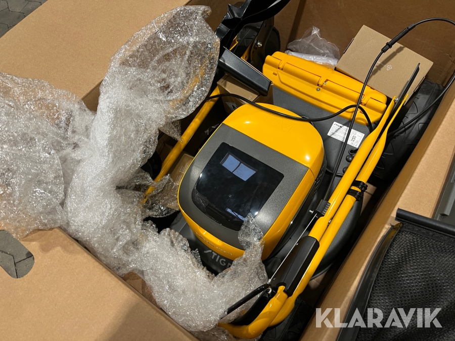 Græsslåmaskine STIGA COLLECTOR 548 S AE KIT