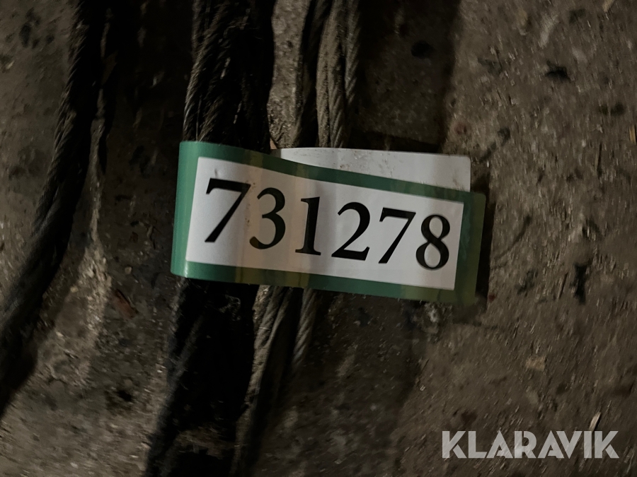 Kædetalje med stålstropper