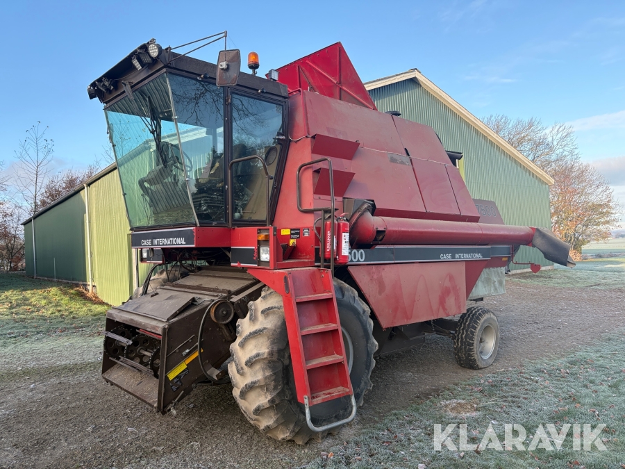 Mejetærsker Case International/Dronningborg D7500 med skærebord