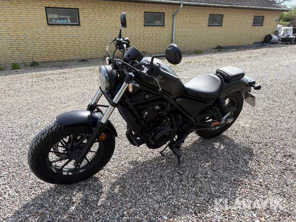 Motorcykel Honda Rebel CMx500a