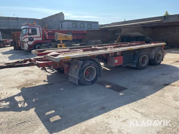 Trailer