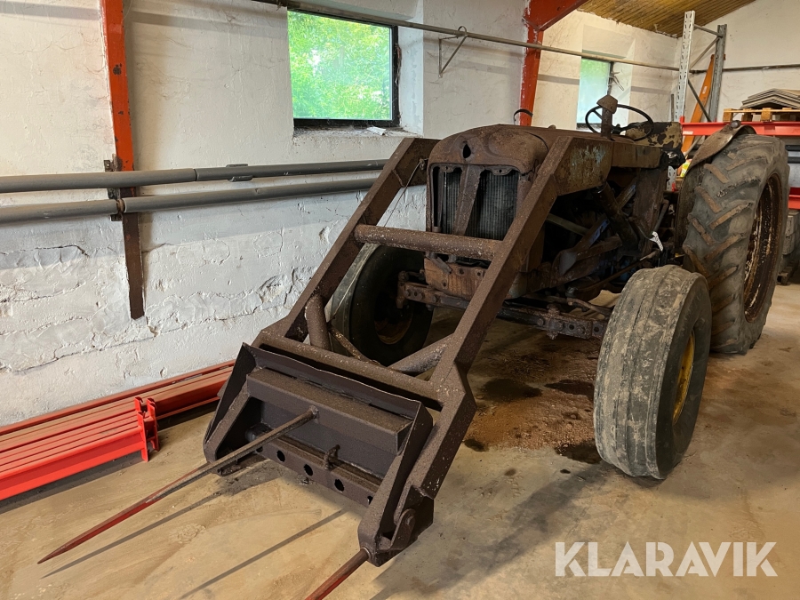 Veterantraktor Fordsun Supermajor