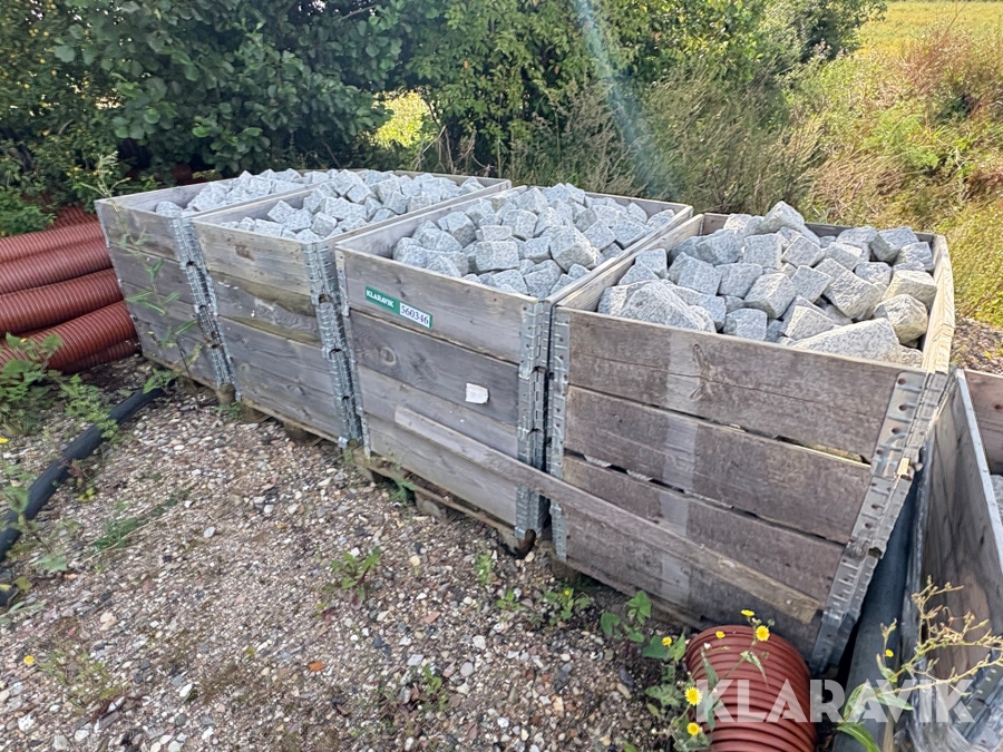 Chaussesten 4 paller