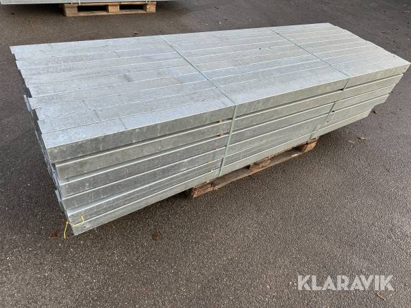 Galvaniserede stolper 60 styk. 2,5m. lange