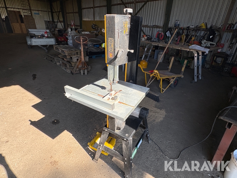 Båndsav Dewalt DW876