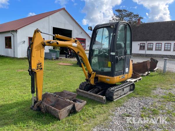 Mini graver JCB 8018 med 4 skovle