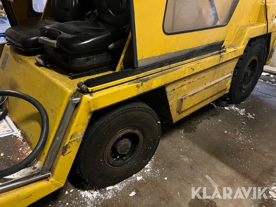 Lufthavns truck Charlatte T 135