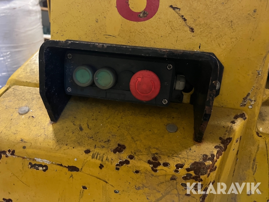 Lufthavns truck Charlatte T 135