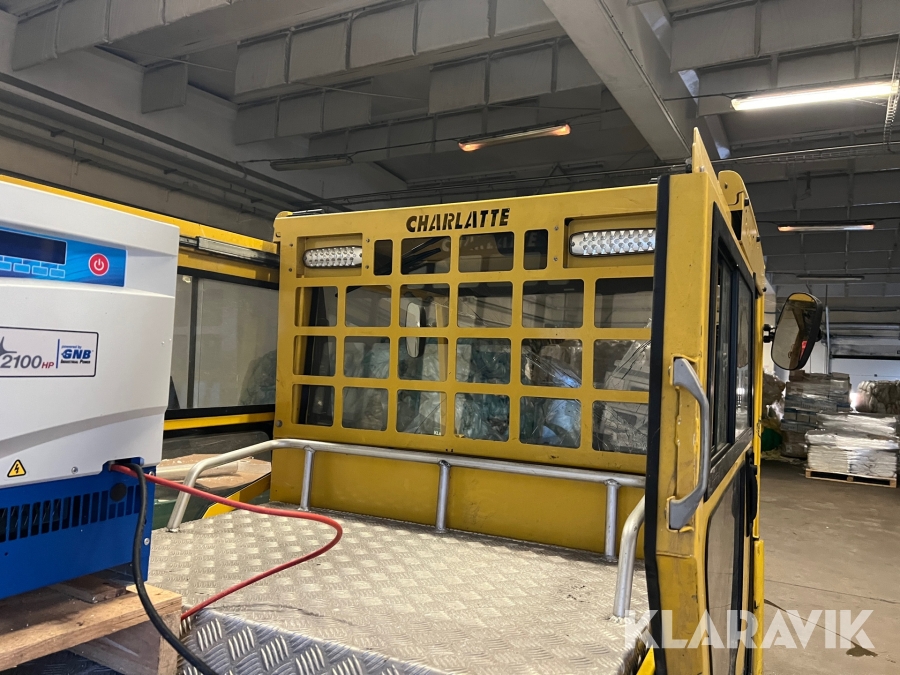Lufthavns truck Charlatte T 135