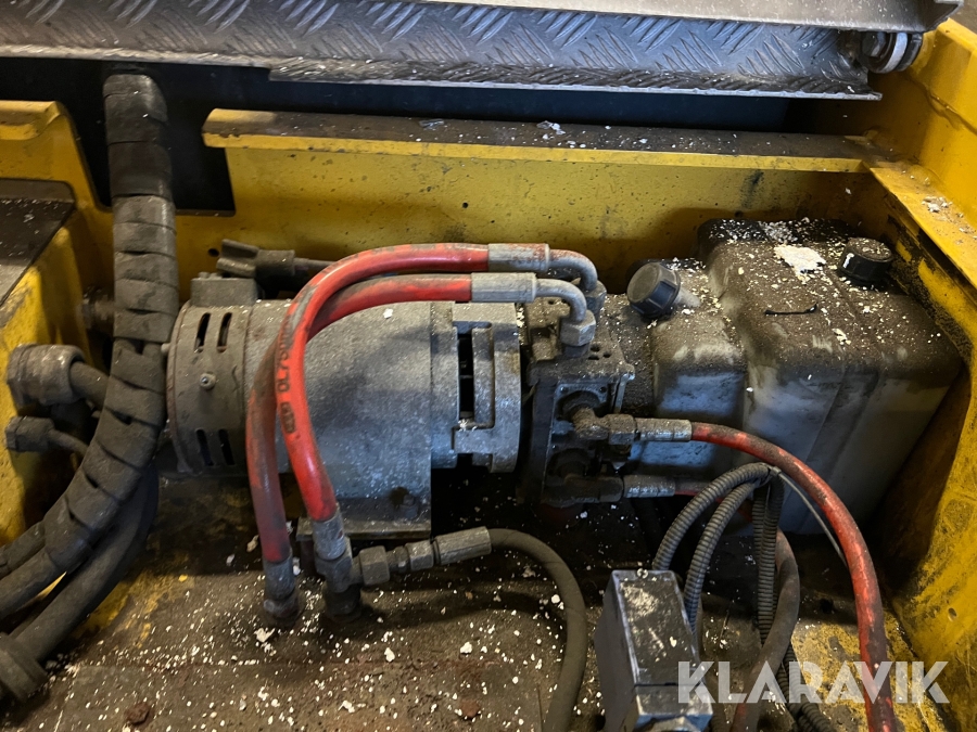 Lufthavns truck Charlatte T 135