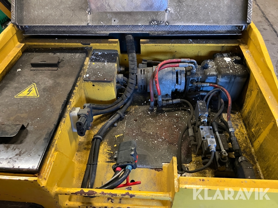 Lufthavns truck Charlatte T 135