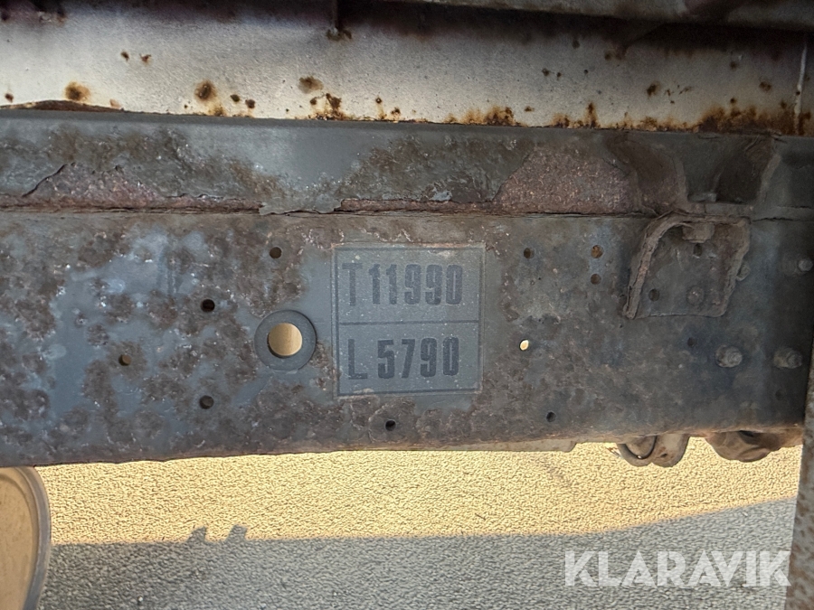 Renault lastbil – med skiftelad, lift og container Renault Midlum