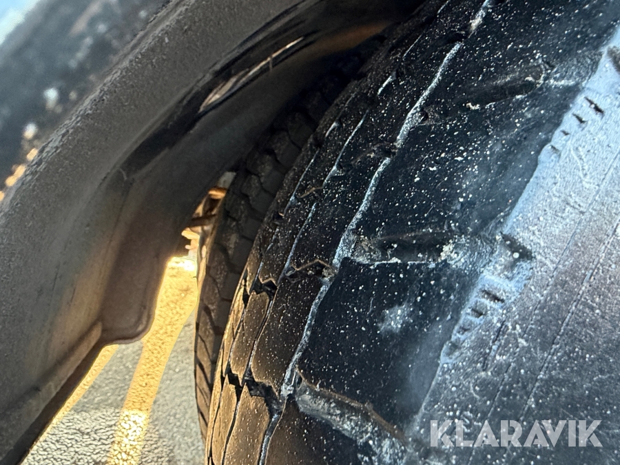 Renault lastbil – med skiftelad, lift og container Renault Midlum