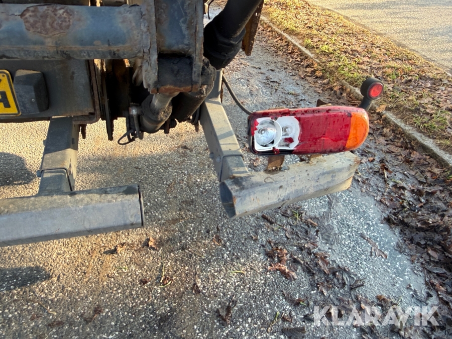 Renault lastbil – med skiftelad, lift og container Renault Midlum