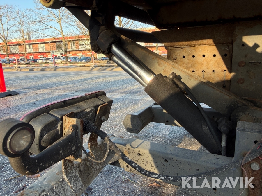 Renault lastbil – med skiftelad, lift og container Renault Midlum