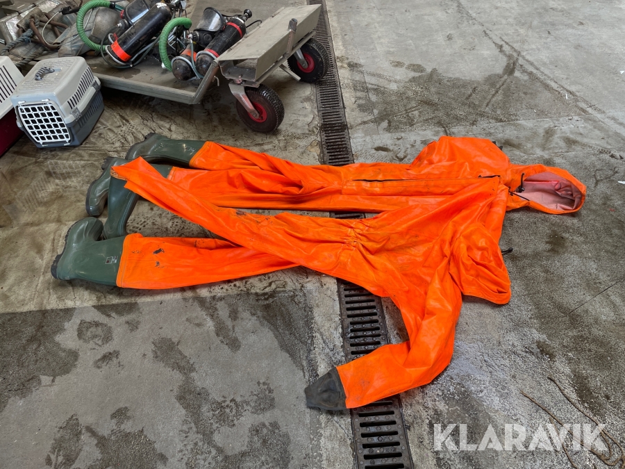 Blandet Lot af redningsudstyr til dyr