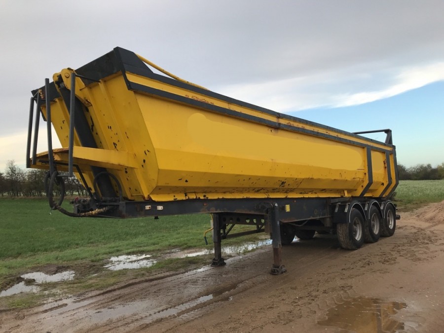 Klaravik Auktioner Tiptrailer