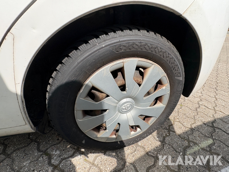 Varebil Toyota Yaris Van 1.5 Hybrid e-CVT