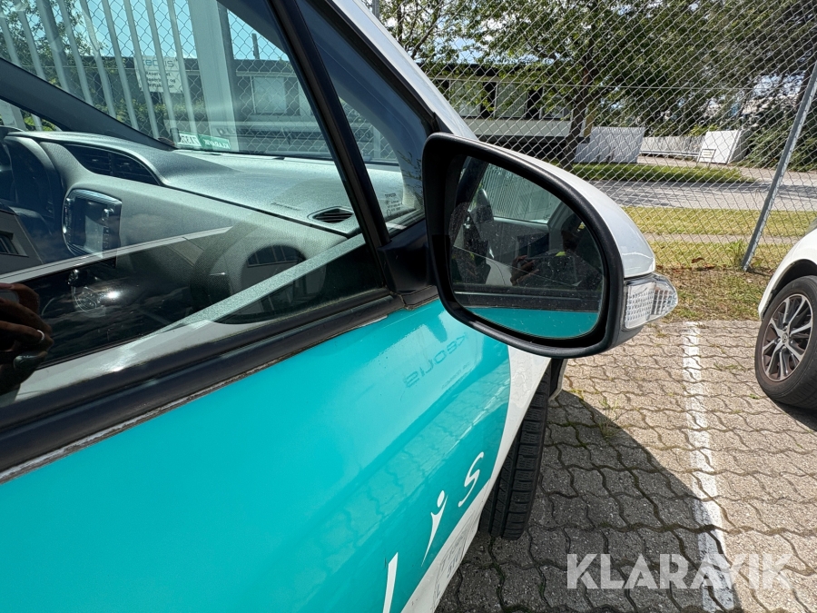 Varebil Toyota Yaris Van 1.5 Hybrid e-CVT