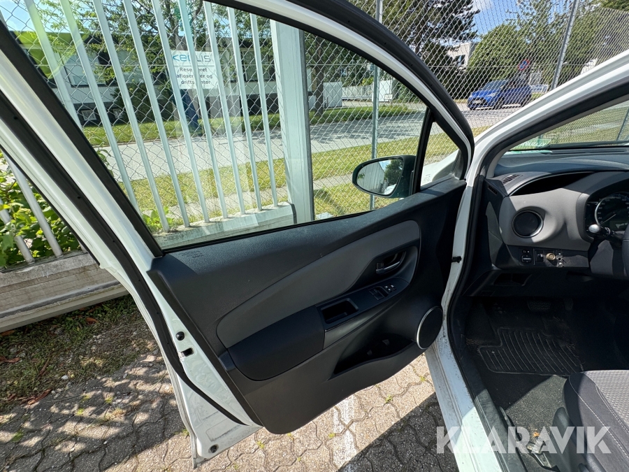 Varebil Toyota Yaris Van 1.5 Hybrid e-CVT