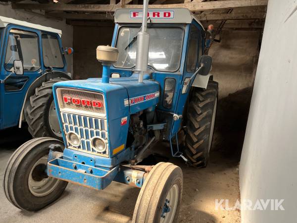 Traktor Ford 4000