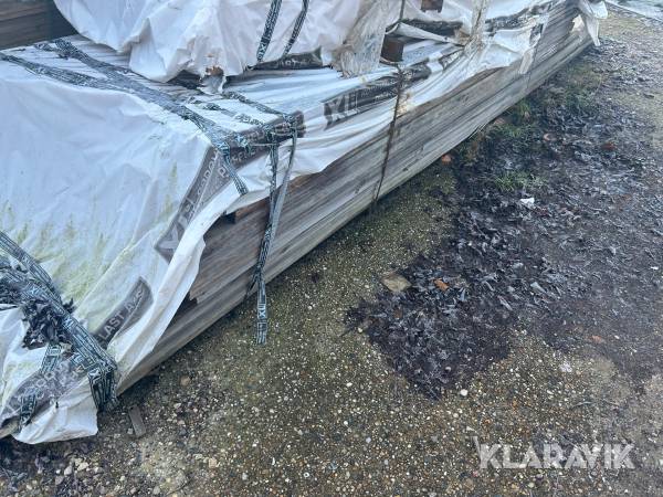 Fyrtræ 460 meter cirka 95–155 styk