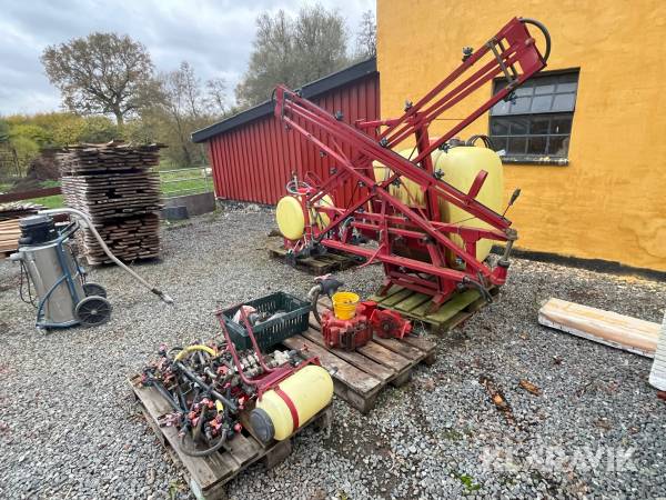 Sprøjte med diverse tilbehør Hardi 600 liters