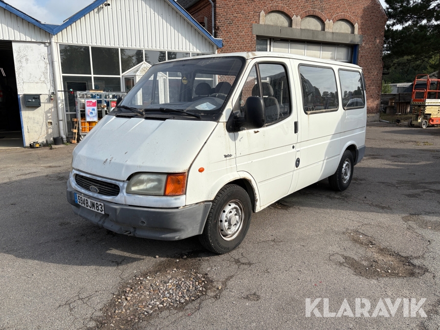 Minibus Ford Transit Tourneo automatgear