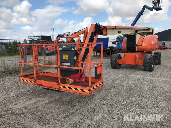 Bomlift JLG 800AJ