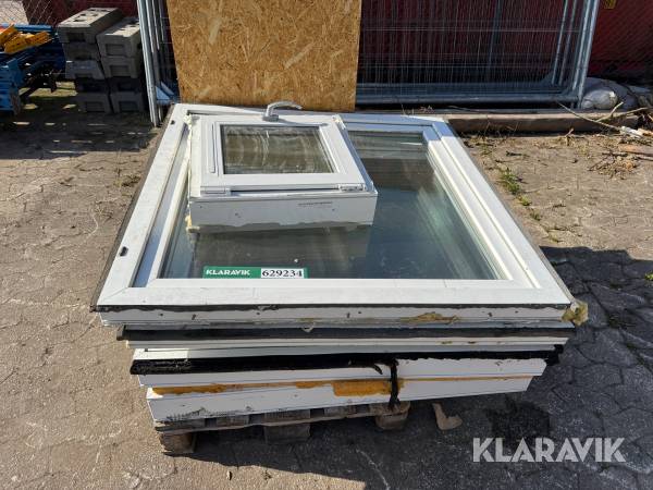 Lot med døre og vinduer - Plast