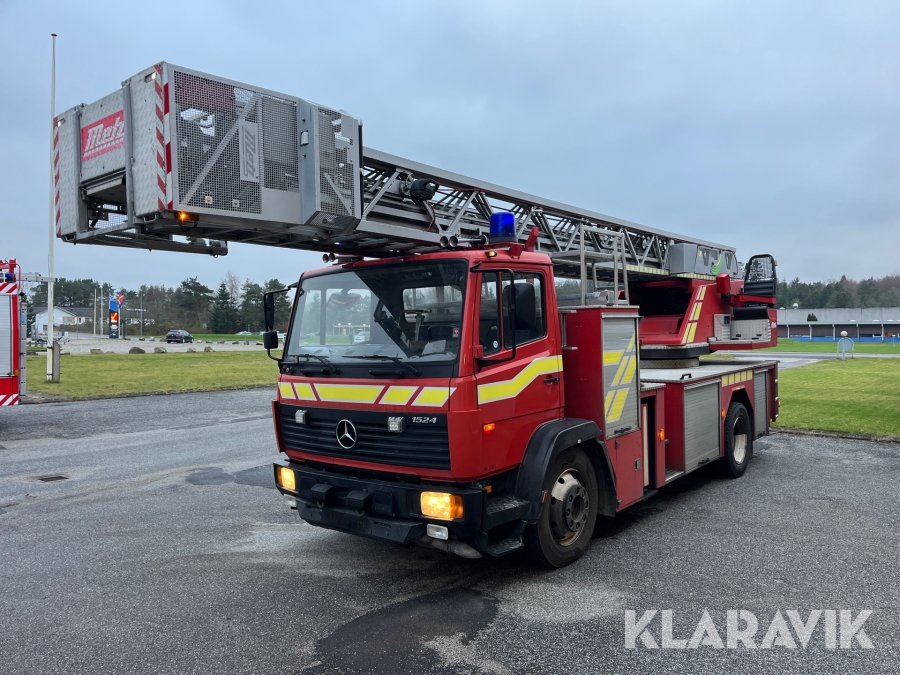 Stigevogn Mercedes-Benz 1524