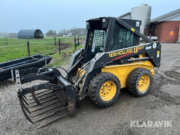 Minilæsser New Holland Ls160 med skovle+gafler