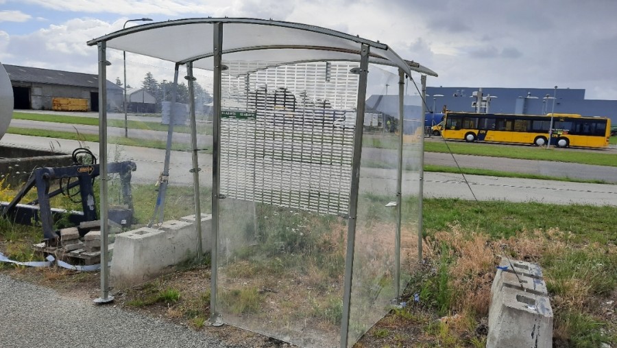 Ryger pavillon eller læskur