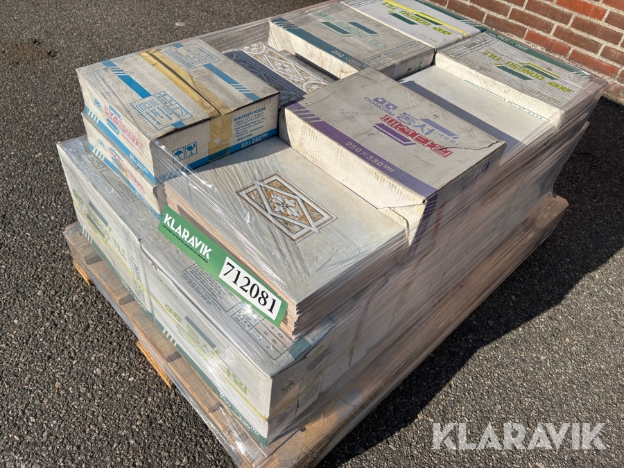 Fliser Dungsu Tile mørk beige – 29,8 m² + border og dekorer