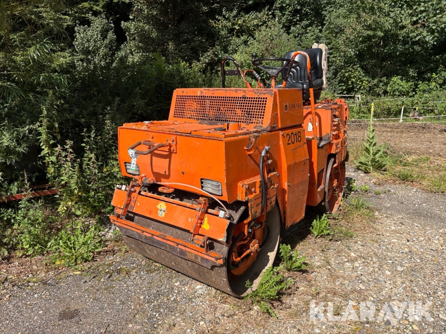 Vejtromle Bomag BW 100 AD