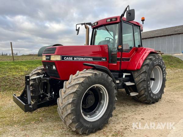Veterantraktor Case IH 7140 Magnum 4x4 med frontlift