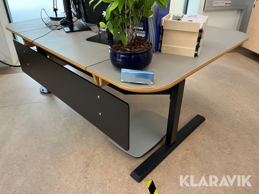 Hæve/Sænke borde 2 styk